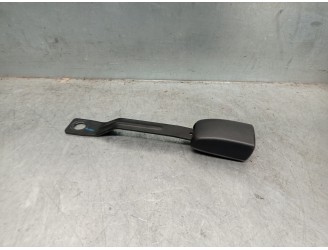 Recambio de enganche cinturon para suzuki swift berlina (mz) glx (5-ptas.) referencia OEM IAM 6511162K00000  