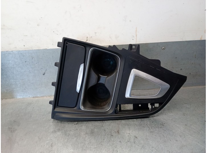 Recambio de reposavasos para bmw 3 touring (f31) 330 d xdrive referencia OEM IAM 51169218925 51169218925 