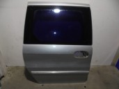 Recambio de puerta lateral corredera derecha para kia carnival ii 2.9 crdi cat referencia OEM IAM K54A72020D GRIS 5 PUERTAS