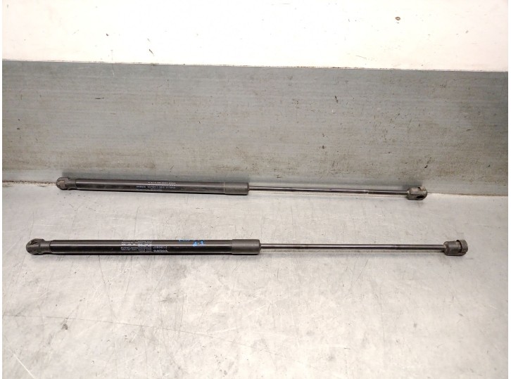 Recambio de amortiguadores maletero / porton para volvo v40 hatchback (525) d2 referencia OEM IAM 31395607 31395607 