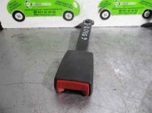 Recambio de enganche cinturon para renault clio iii 1.2 referencia OEM IAM 750787 34042795 5 PUERTAS