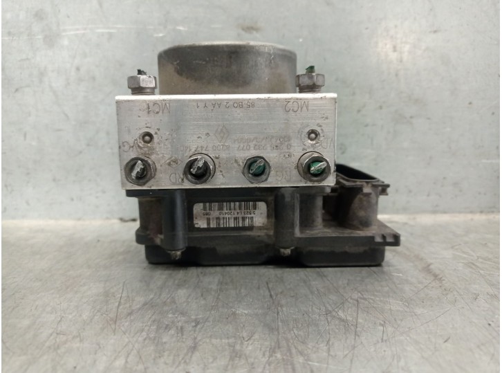 Replacement of ABS for Renault Clio III (BR0/1, CR0/1) 1.2 16V (BR0P, CR0P) OEM IAM reference 8200747140 0265800559 BOSCH