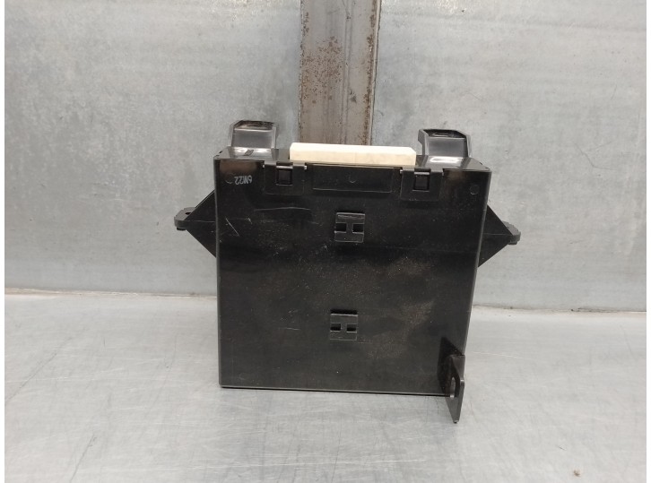 Recambio de modulo confort para subaru legacy kombi/outback b14 2.0 cat referencia OEM IAM 72343AJ090 1776008463 DENSO