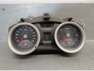 Replacement instrument cluster for Renault Megane II sedan 5d 1.5 dCi diesel OEM IAM reference 8200306538A 