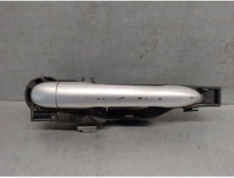 Recambio de maneta exterior delantera derecha para renault clio iii (br0/1, cr0/1) 1.2 16v (br0p, cr0p) referencia OEM IAM 77014