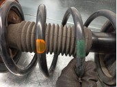 Recambio de amortiguador delantero derecho para mazda premacy (cp) 2.0 turbodiesel cat referencia OEM IAM CB8034700A  