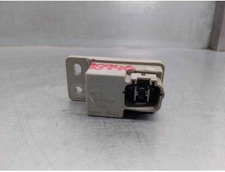 Recambio de rele para subaru legacy kombi/outback b14 2.0 cat referencia OEM IAM 88018FE010 