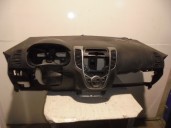 Recambio de salpicadero para hyundai ix20 gl classic referencia OEM IAM NEGRO 
