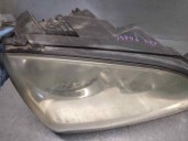 Replacement right headlight for Kia Sorento 2.5 CRDi CAT OEM IAM reference 921023E030 5 DOORS