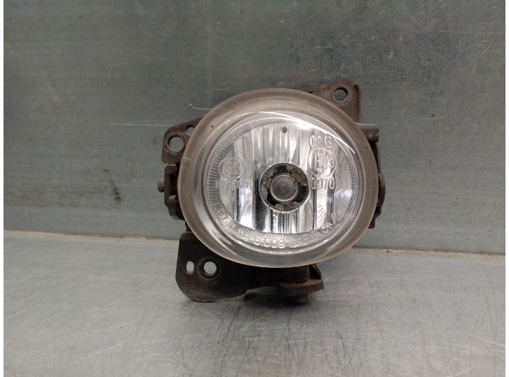 Replacement left front fog light for Mazda CX-7 (ER) 2.2 turbodiesel CAT OEM IAM reference EH4451690 