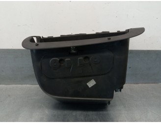 Recambio de guantera para lancia voyager monospace (404_) 2.8 crd (rt, 53) referencia OEM IAM 1QL80DX9AE 1VJ02DX9AA 