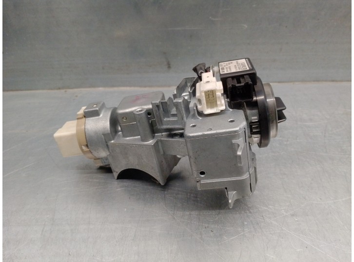 Replacement ignition switch for Mazda CX-7 (ER) 2.2 turbodiesel CAT OEM IAM reference D46166938B EH6409010A 