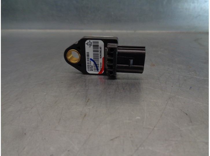 Recambio de sensor impacto para mitsubishi lancer sportback (cx) 1.5 cat referencia OEM IAM 8651A001  