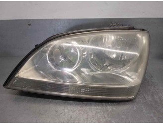 Recambio de faro izquierdo para kia sorento 2.5 crdi cat referencia OEM IAM 921013E130  