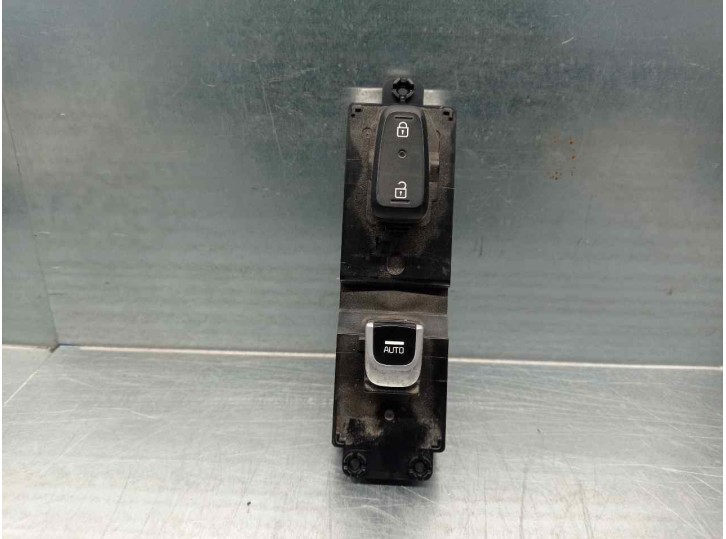 Recambio de mando elevalunas delantero derecho para kia optima 1.7 crdi cat referencia OEM IAM 299158102  