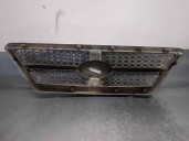 Recambio de rejilla delantera para kia sorento 2.5 crdi cat referencia OEM IAM 863503E010 