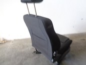 Replacement front right seat for Volkswagen Passat Saloon (3B3) 1.9 TDI OEM IAM reference 3B0881106BA BLACK AND G FABRIC