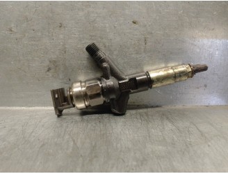 Replacement injector for Subaru Legacy Estate/Outback B14 2.0 CAT OEM IAM reference 16613AA030 16613AA030 DENSO