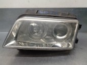 Recambio de faro izquierdo para audi a4 berlina (b5) 1.9 tdi referencia OEM IAM 8D0941029A 