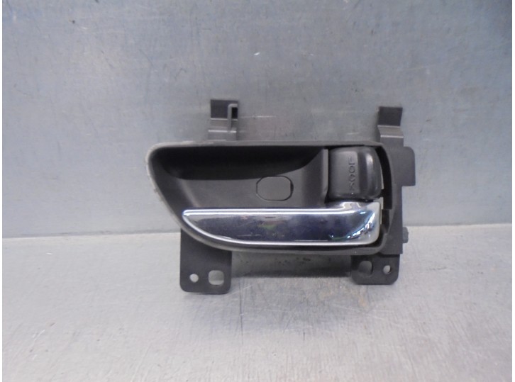 Replacement front right interior door handle for Subaru Legacy Wagon/Outback B14 2.0 CAT OEM IAM reference 61051AJ000VH 