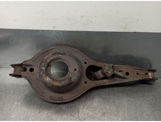 Recambio de brazo suspension inferior trasero derecho para ford focus iii turnier 1.5 tdci referencia OEM IAM 1931272  