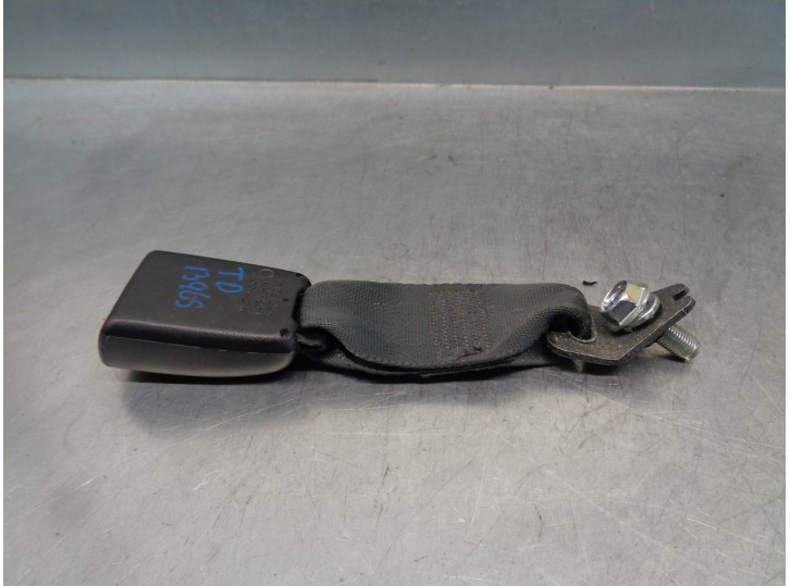 Recambio de enganche cinturon para mitsubishi lancer sportback (cx) 1.5 cat referencia OEM IAM E034501  