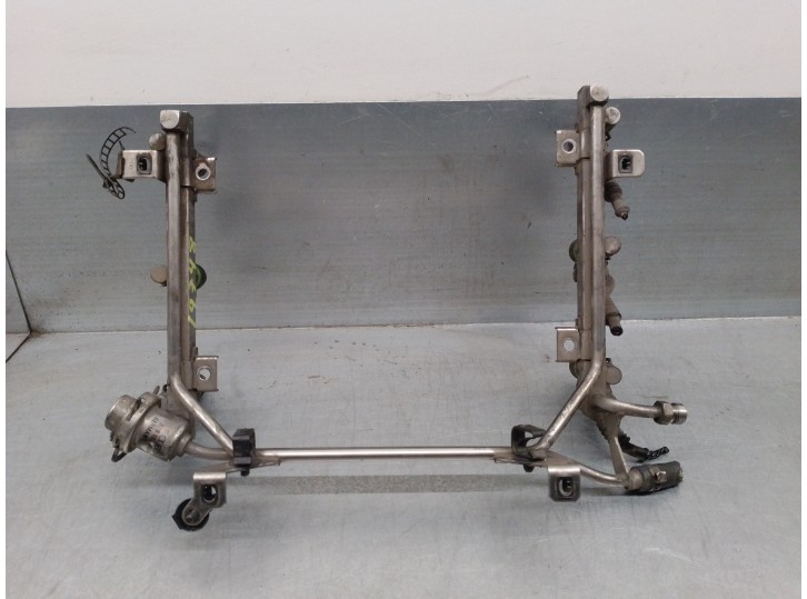 Recambio de rampa inyectora para audi a6 berlina (4b2) 2.4 v6 30v referencia OEM IAM 078133681AJ 078133551BB 