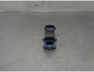 Recambio de mando elevalunas delantero derecho para toyota avensis cross sport (t27) advance referencia OEM IAM 8481005070  