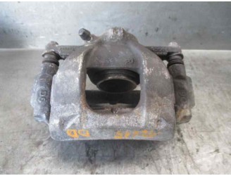 Recambio de pinza freno delantera derecha para toyota avensis cross sport (t27) advance referencia OEM IAM 2661102 Y04303 BOSCH