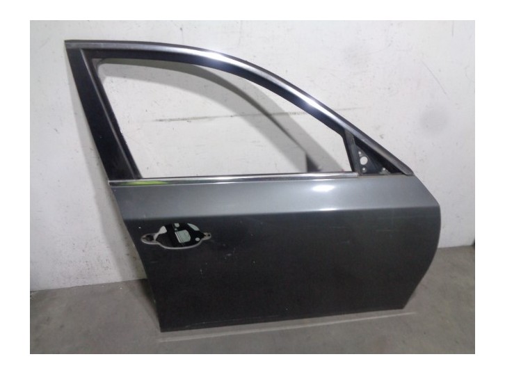 Recambio de puerta delantera derecha para bmw serie 5 berlina (e60) 3.0 turbodiesel cat referencia OEM IAM 41517202340 GRIS OSCU