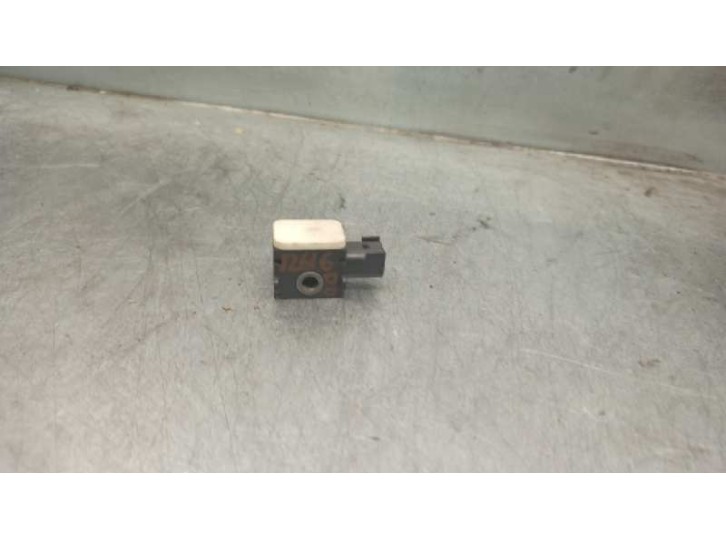Recambio de sensor impacto para kia carens (un) 2.0 crdi referencia OEM IAM 959201D000 1D95920000 