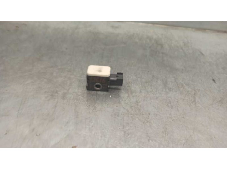 Recambio de sensor impacto para kia carens (un) 2.0 crdi referencia OEM IAM 959201D000 1D95920000 
