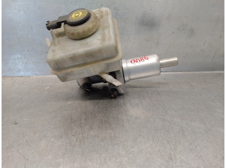 Recambio de bomba freno para bmw serie 5 berlina (e60) 3.0 turbodiesel cat referencia OEM IAM 32067179D TRW