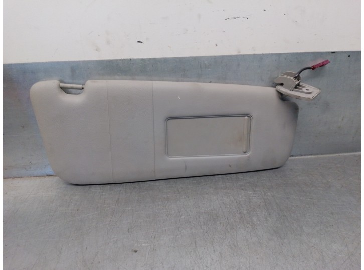 Recambio de parasol derecho para bmw serie 5 berlina (e60) 3.0 turbodiesel cat referencia OEM IAM 7066650 