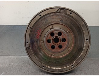Recambio de volante motor para ford focus iii turnier 1.5 tdci referencia OEM IAM FM516477DD  