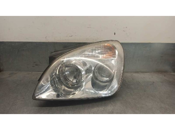 Recambio de faro izquierdo para kia carens (un) 2.0 crdi referencia OEM IAM 921011D020 5 PUERTAS