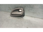 Recambio de maneta interior delantera derecha para kia carens (un) 2.0 crdi referencia OEM IAM 82623UN000  