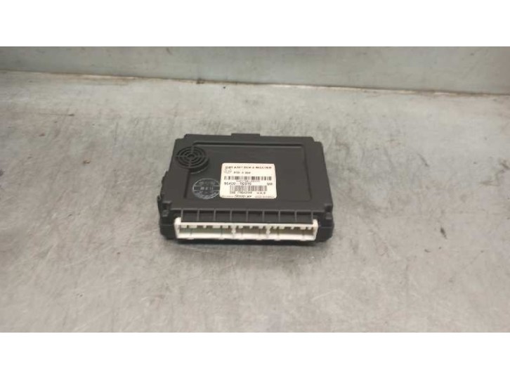 Replacement electronic module for Kia Carens (UN) 2.0 CRDi OEM IAM reference 954001D310 97RA010048 