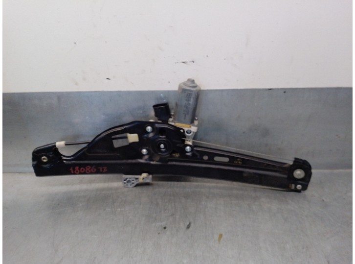 Recambio de elevalunas trasero izquierdo para bmw serie 5 berlina (e60) 3.0 turbodiesel cat referencia OEM IAM 6922319 6 PINES 4