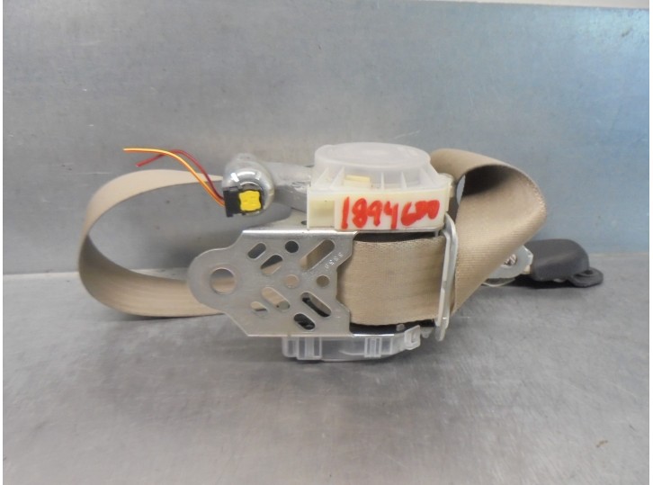 Replacement of front right seat belt for Subaru Legacy Estate/Outback B14 2.0 CAT OEM IAM reference 7S1610P WITH PRE