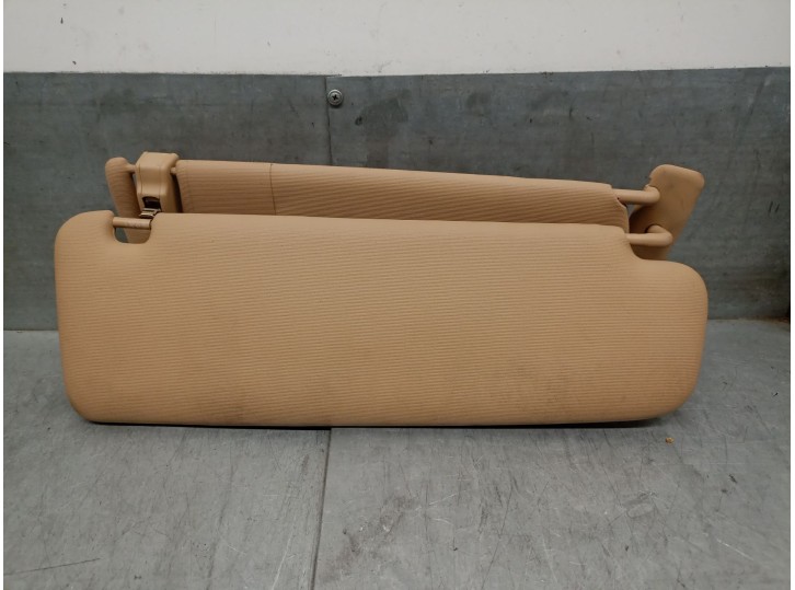 Replacement left sun visor for Porsche Cayenne (92A) 3.0 diesel OEM IAM reference 7P0857551D 95873155100 