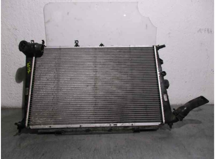 Recambio de radiador agua para citroën xantia berlina 1.6 tentation referencia OEM IAM 9613892380 50275831 VALEO