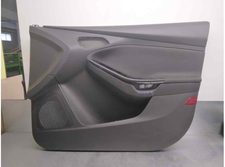 Replacement front right door trim panel for Ford Focus lim. 1.0 EcoBoost CAT OEM IAM reference BM51A23942JT 5 DOORS