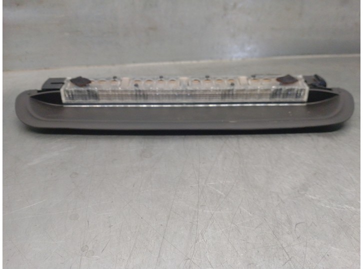 Recambio de luz central de freno para bmw serie 5 berlina (e60) 3.0 turbodiesel cat referencia OEM IAM 6927017 