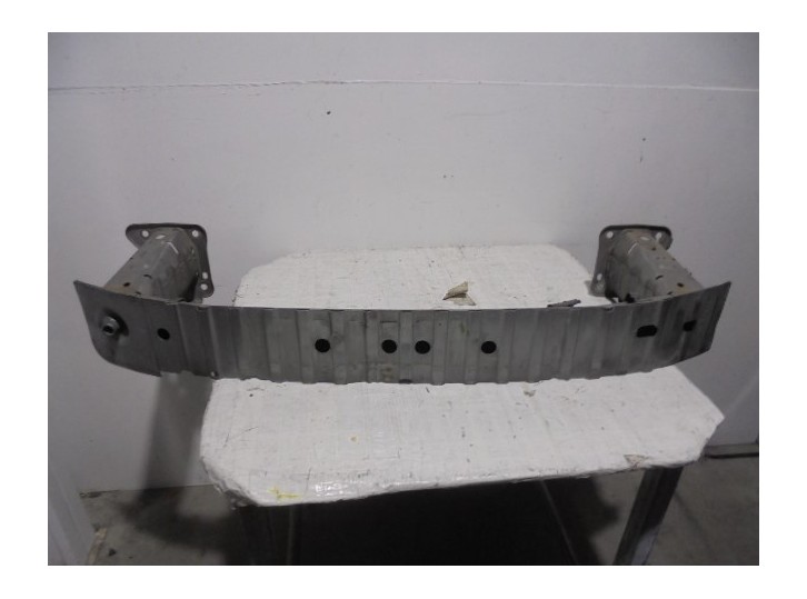Recambio de refuerzo paragolpes delantero para ford focus c-max (cap) ambiente (d) referencia OEM IAM DE HIERRO 