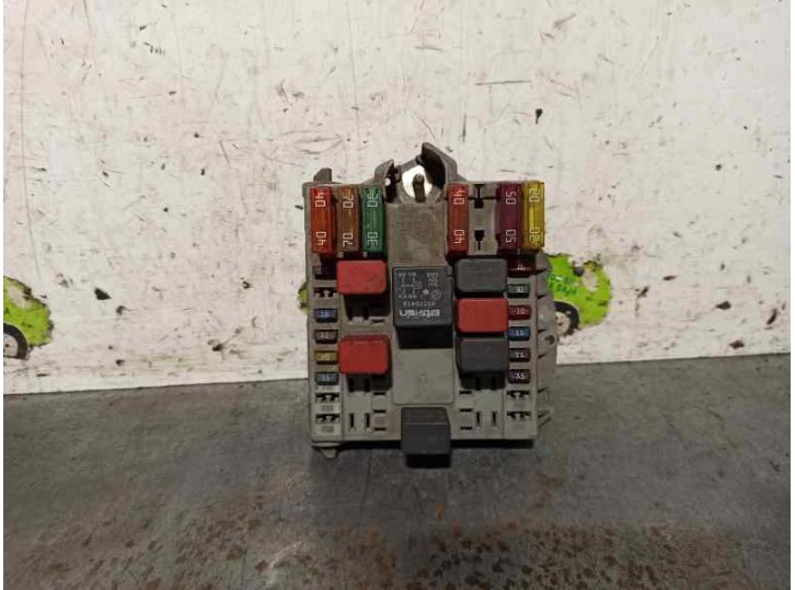 Recambio de caja reles / fusibles para fiat doblo cargo (223) 1.2 cat referencia OEM IAM 46752704 