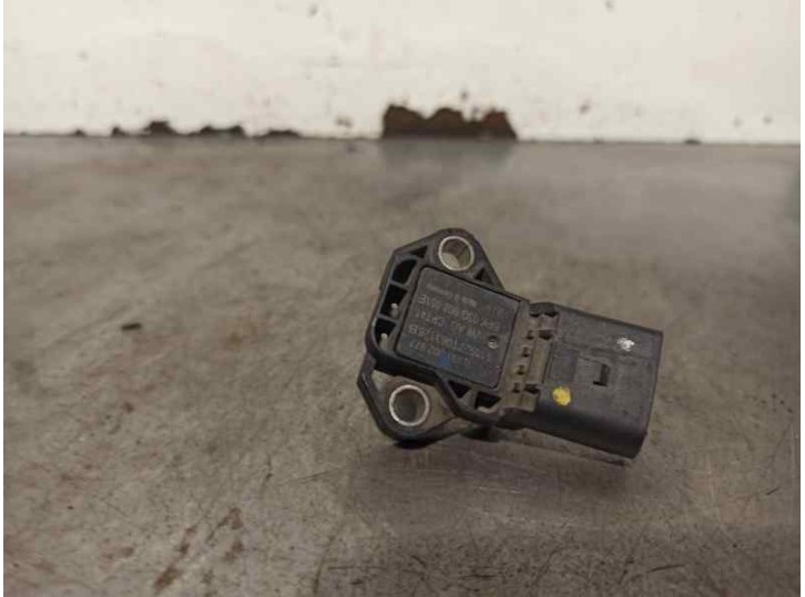 Recambio de sensor presion para volkswagen golf vi (5k1) 1.6 tdi referencia OEM IAM 03G906051E 0281002977 BOSCH