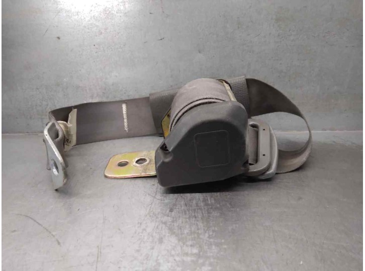 Recambio de cinturon seguridad trasero izquierdo para renault 9 1.4 referencia OEM IAM 031904  4 PUERTAS