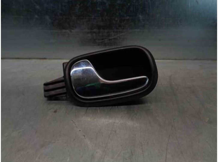 Recambio de maneta interior trasera izquierda para audi a4 berlina (b5) 1.9 tdi referencia OEM IAM 8D0839019 