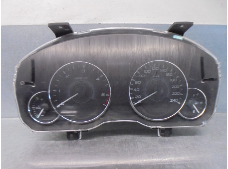Recambio de cuadro instrumentos para subaru legacy kombi/outback b14 2.0 cat referencia OEM IAM 85002AJ43 